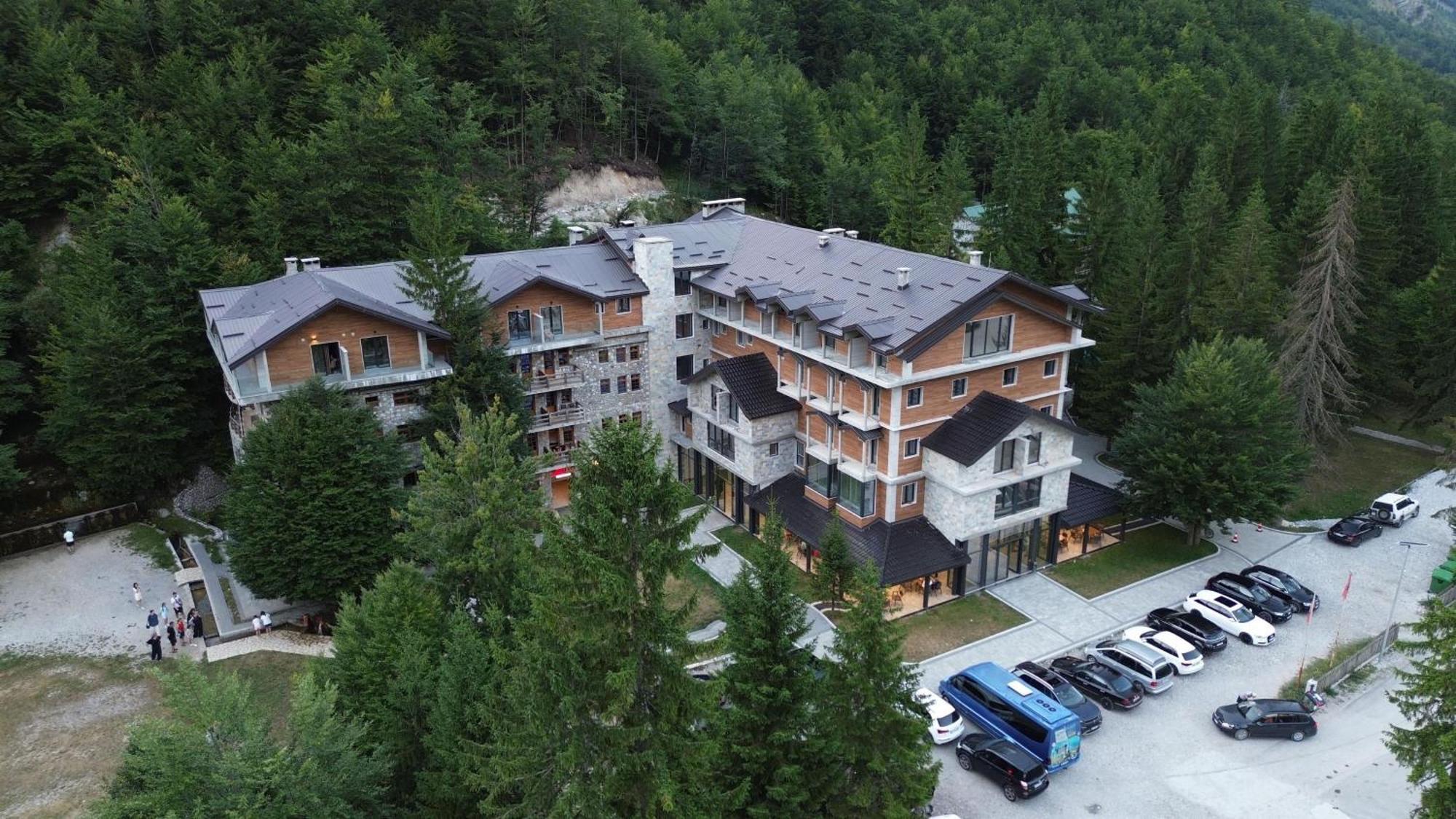 Hotel Fusha E Gjese Valbone Exteriér fotografie